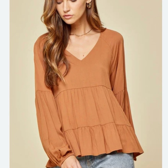Camel Andree by unit Women's Tan V-Neck Peplum Top size small - Picture 1 of 10
